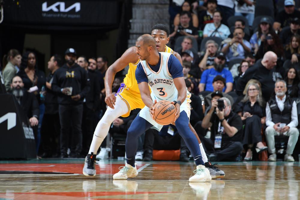 当他观看齐 当他观看齐